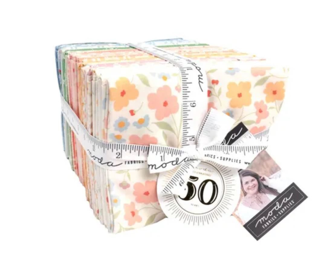 Cottage Charm Fat Quarter Bundle