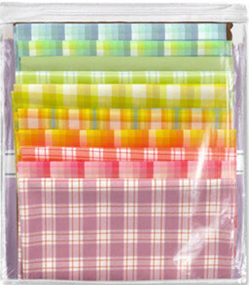 Greenhouse Quilt Kit – By Elizabeth Hartman for Robert Kaufman